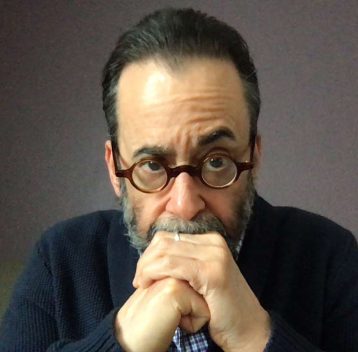 Lionel-Clasped-Hands-Concer